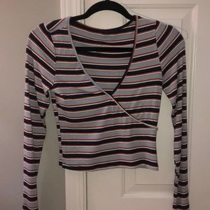 Long sleeved crop top